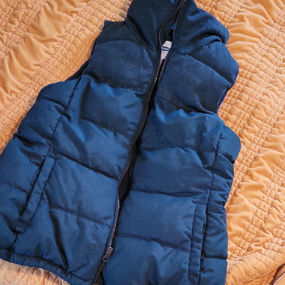 Old Navy Green Mixed- Fleece Vest